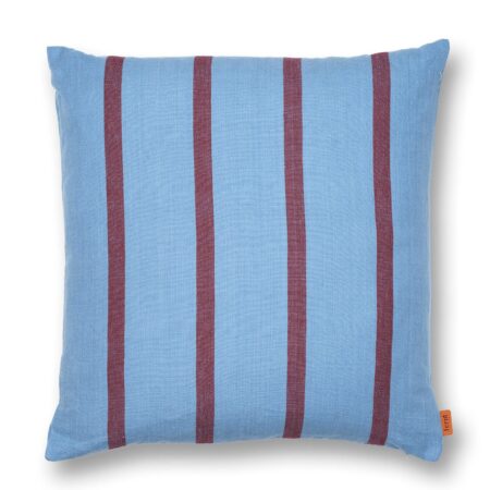 ferm LIVING Grand pude 50x50 cm Faded blue-burgundy