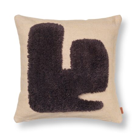 ferm LIVING Lay pude 50x50 cm Sand/Dark Brown